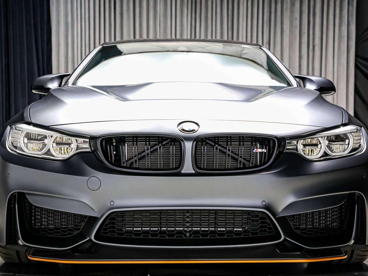 2016 BMW M4 GTS 493HP  CARBONWHEELS INDVPAINT RARE ALMOSTNEW Photo