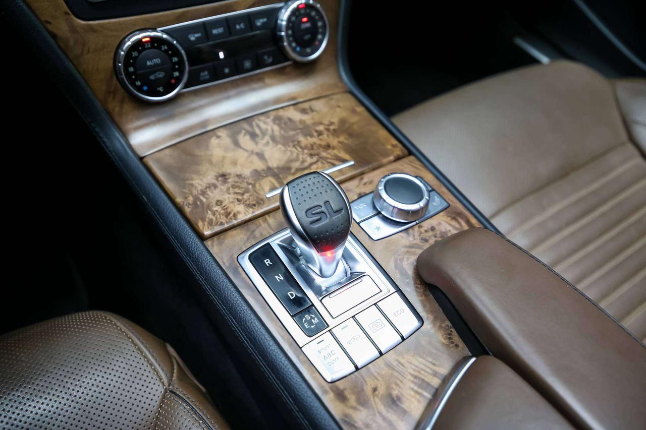 2013 Mercedes-Benz SL 550 ROADSTER V8 429HP  AIRSUSPENSION NOACCIDENTS Photo