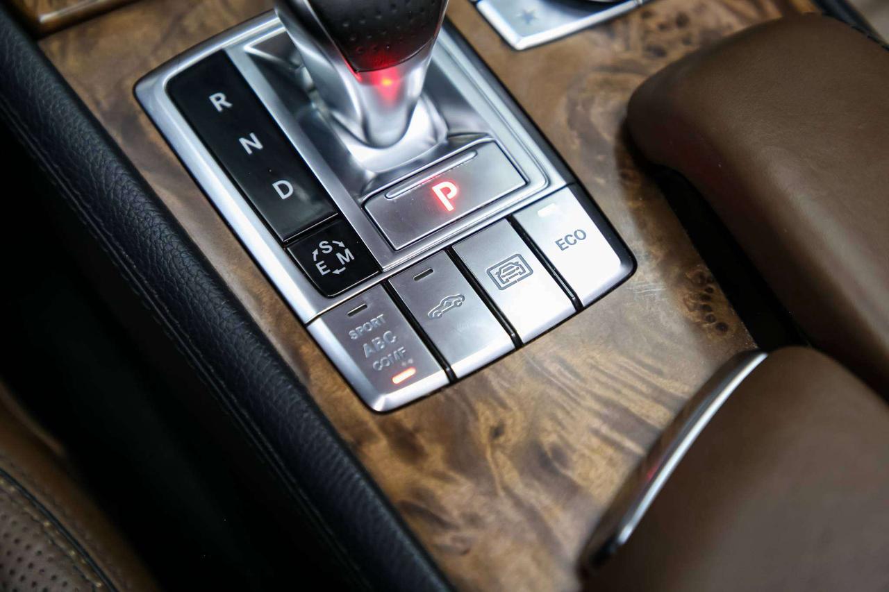 2013 Mercedes-Benz SL 550 ROADSTER V8 429HP  AIRSUSPENSION NOACCIDENTS Photo