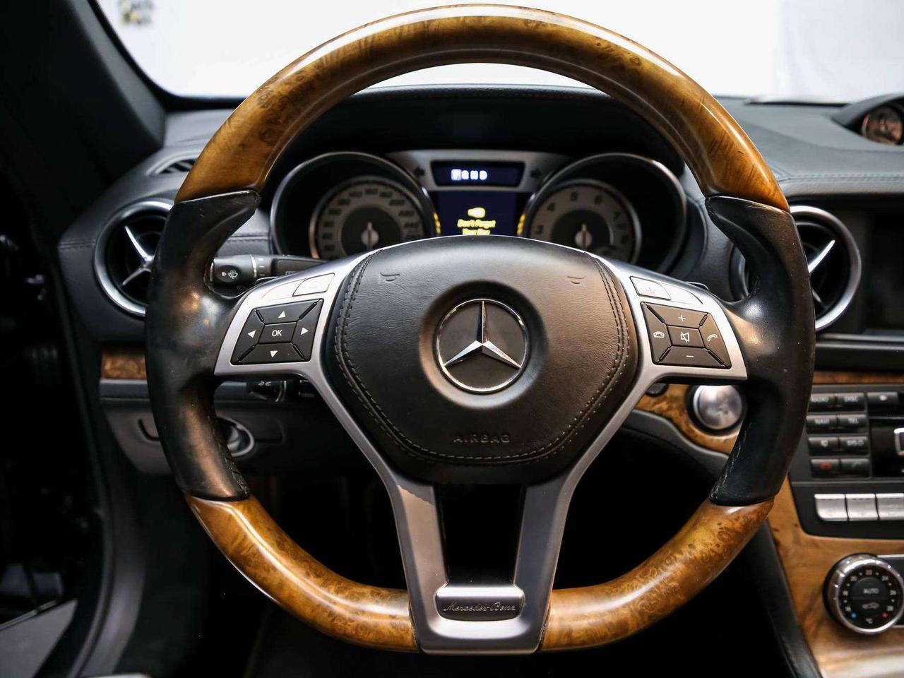 2013 Mercedes-Benz SL 550 ROADSTER V8 429HP  AIRSUSPENSION NOACCIDENTS Photo
