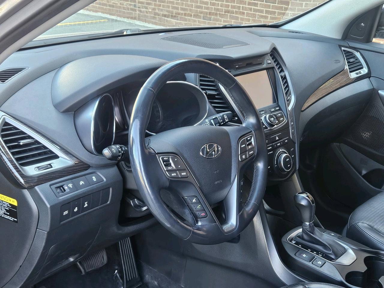 2013 Hyundai Santa Fe AWD 2.0T Limited *Ltd Avail*,AWD, NAVIGATION, BACK Photo