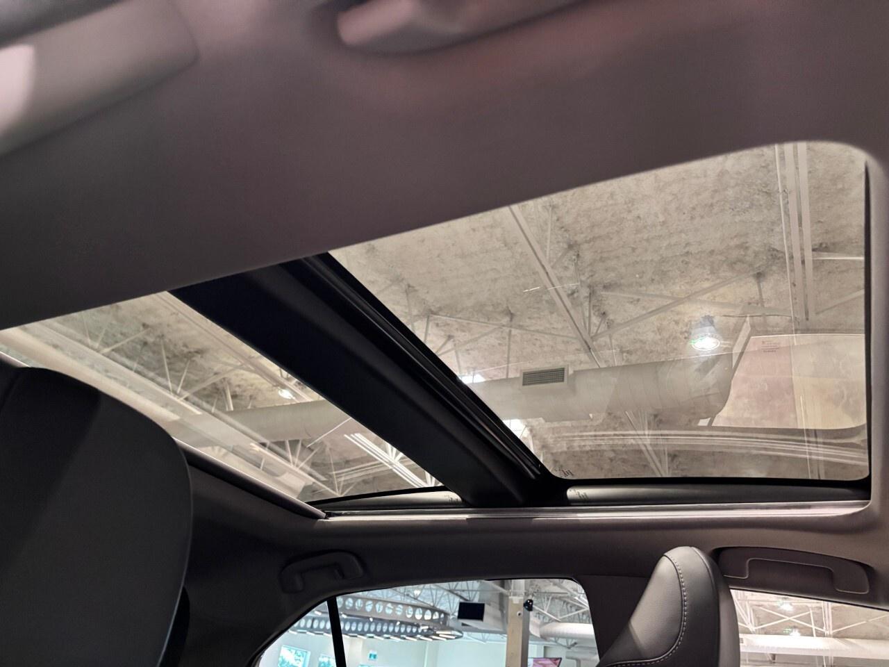 2024 Toyota Camry XSE Auto AWD Photo