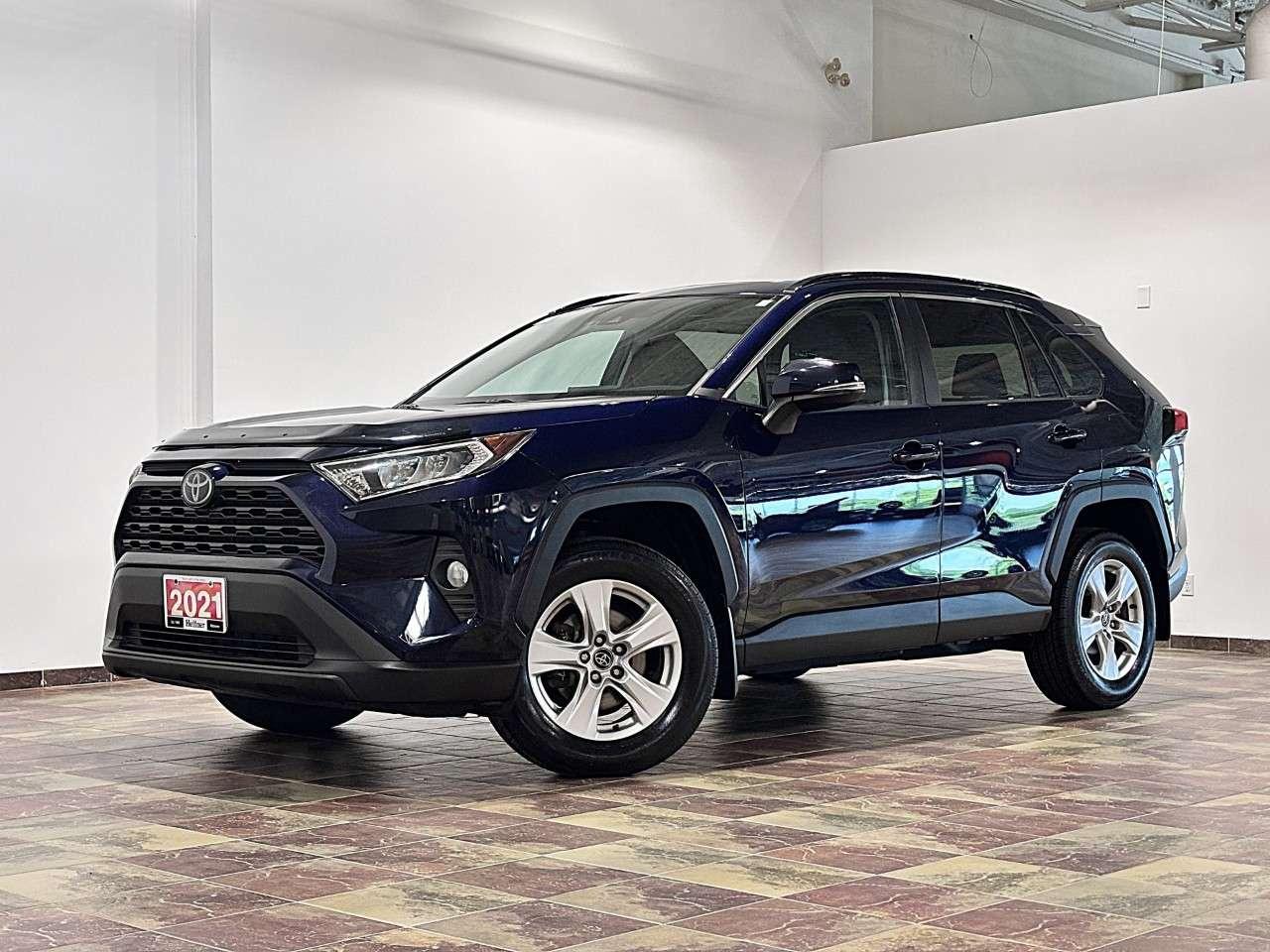 2021 Toyota RAV4 XLE AWD Photo5