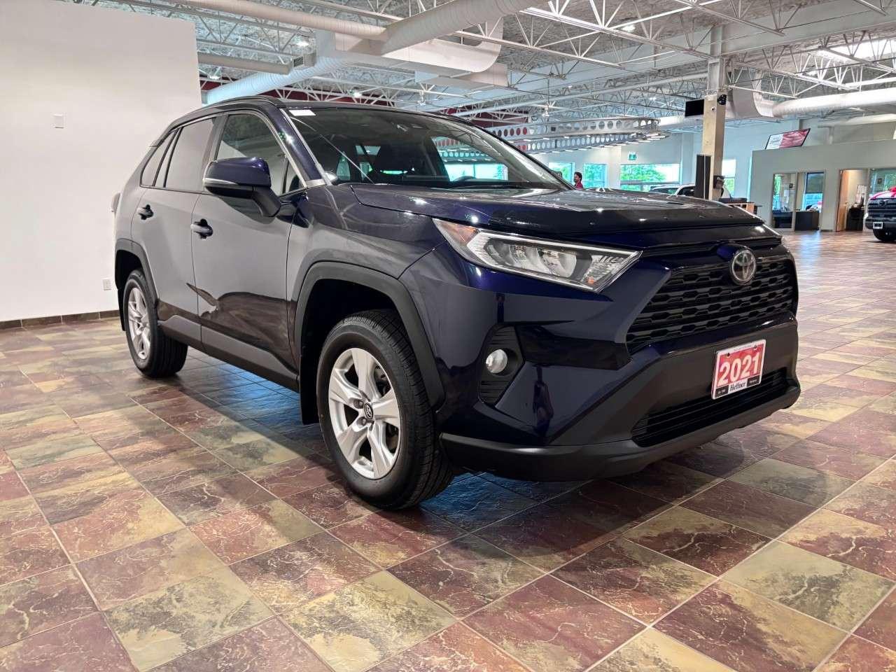 2021 Toyota RAV4 XLE AWD Photo