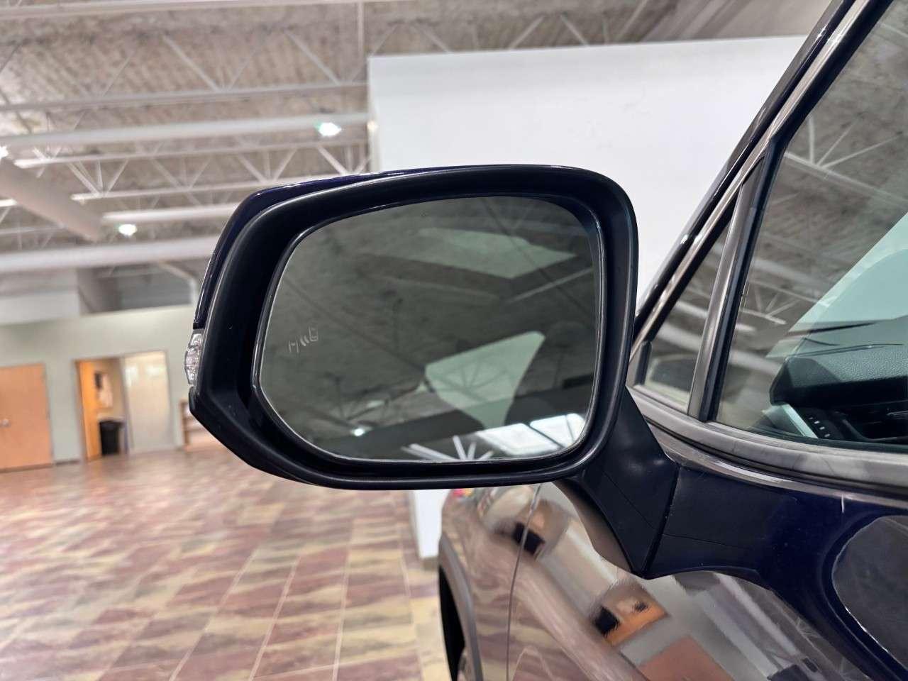 2021 Toyota RAV4 XLE AWD Photo