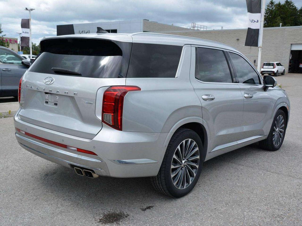 2024 Hyundai PALISADE ULTIMATE Photo