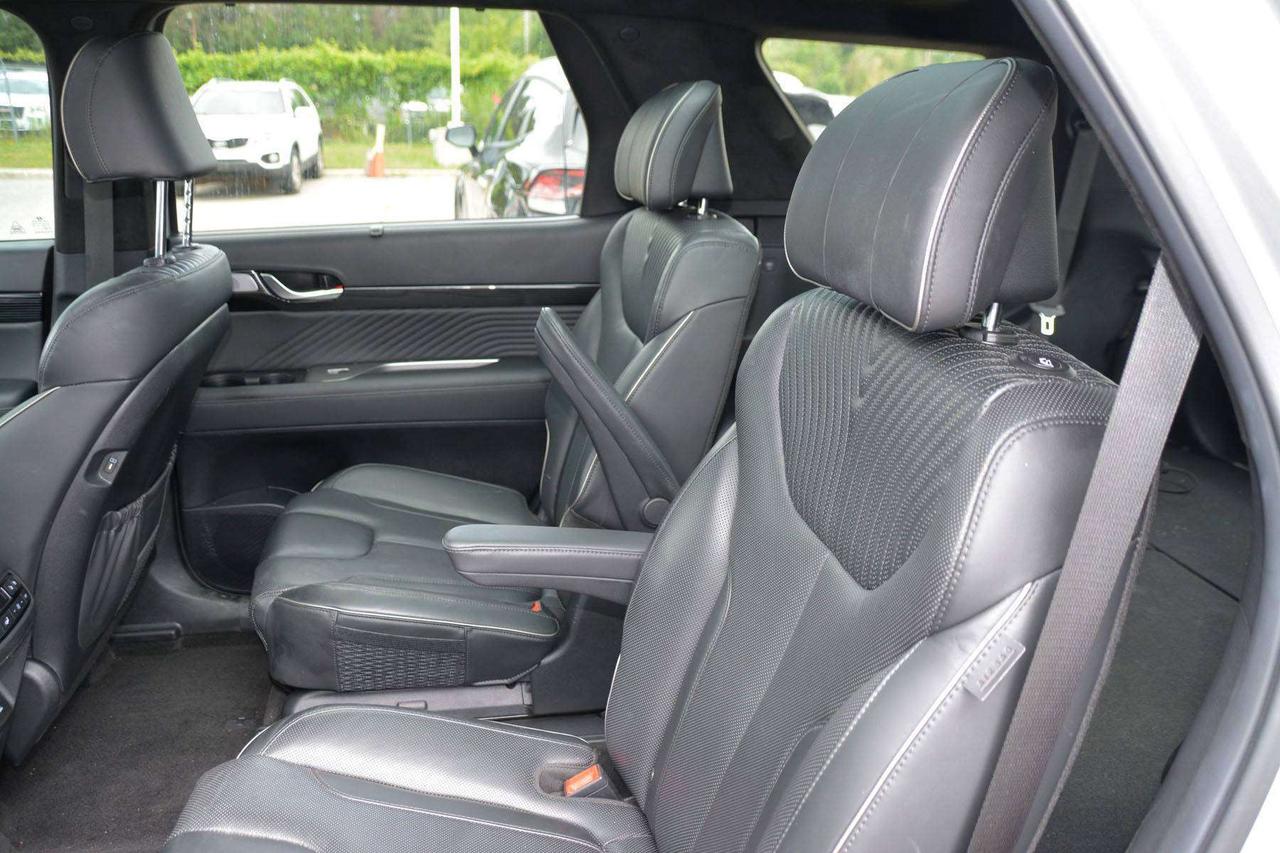 2024 Hyundai PALISADE ULTIMATE Photo
