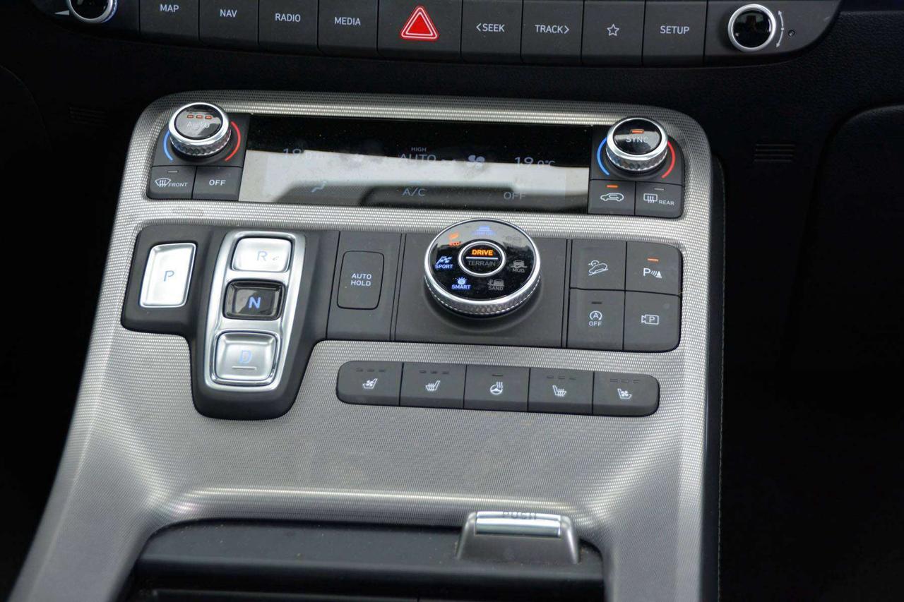 2024 Hyundai PALISADE ULTIMATE Photo