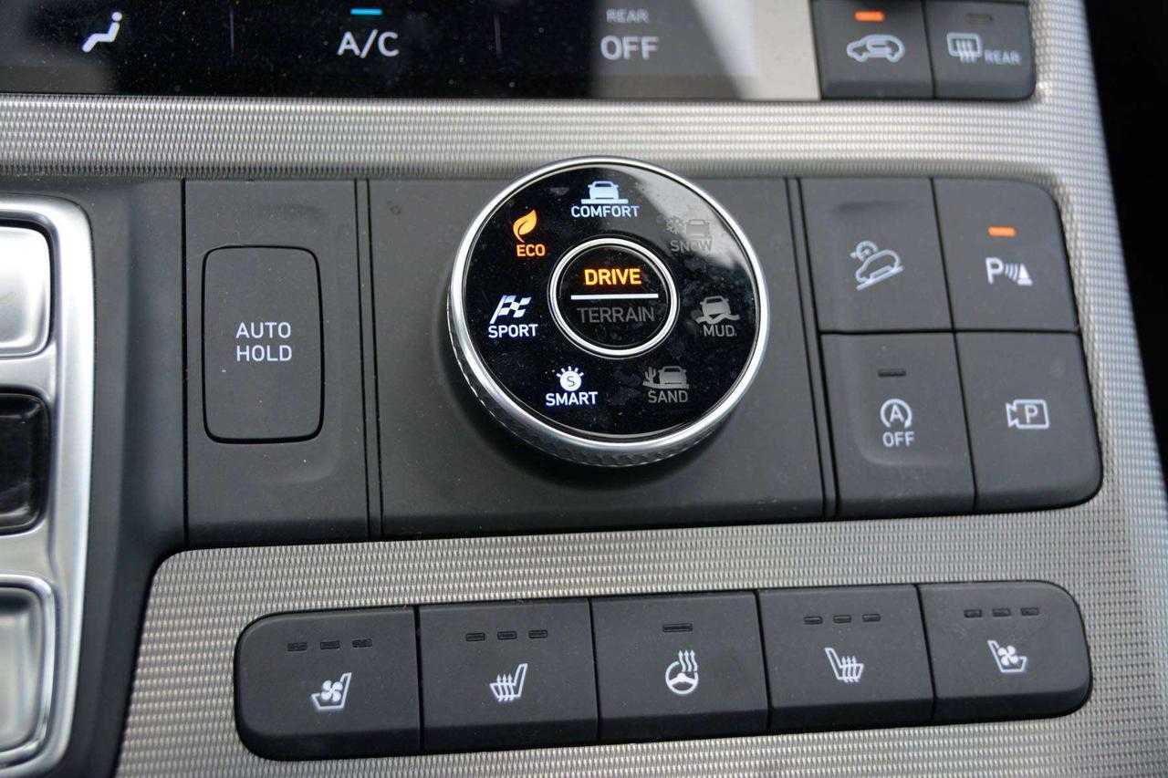 2024 Hyundai PALISADE ULTIMATE Photo
