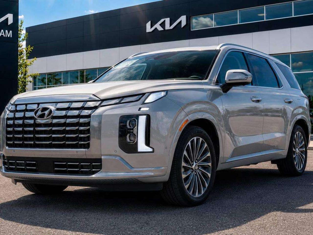 2024 Hyundai PALISADE ULTIMATE Photo