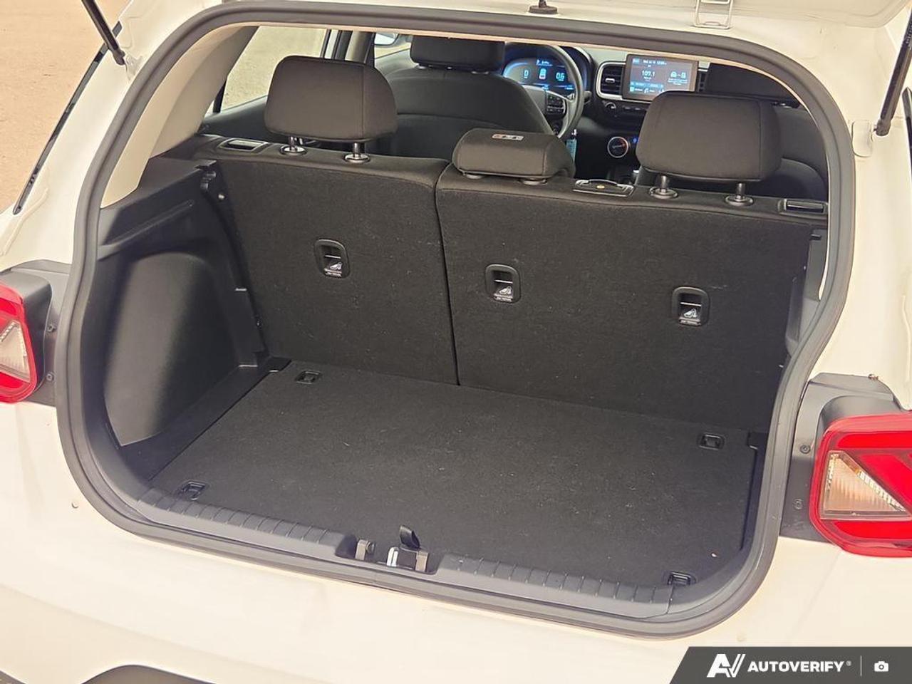 2023 Hyundai Venue ESSENTIAL Apple CarPlay & Android Auto • Heated Fr Photo