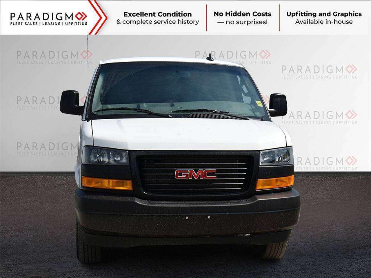 2025 GMC Savana 2500 155" Low Roof Photo
