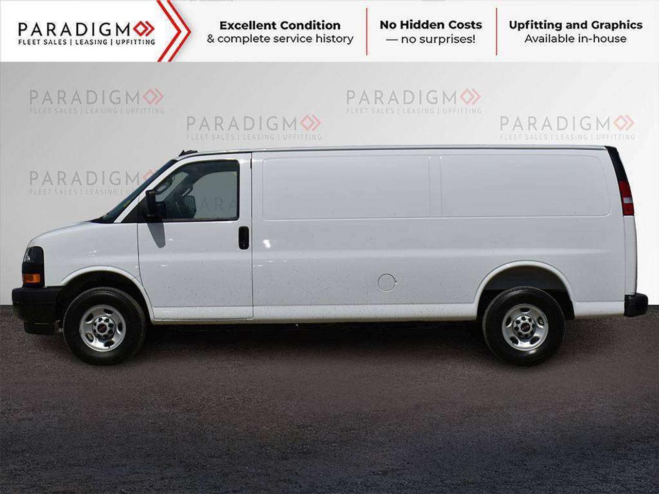 2025 GMC Savana 2500 155" Low Roof Photo