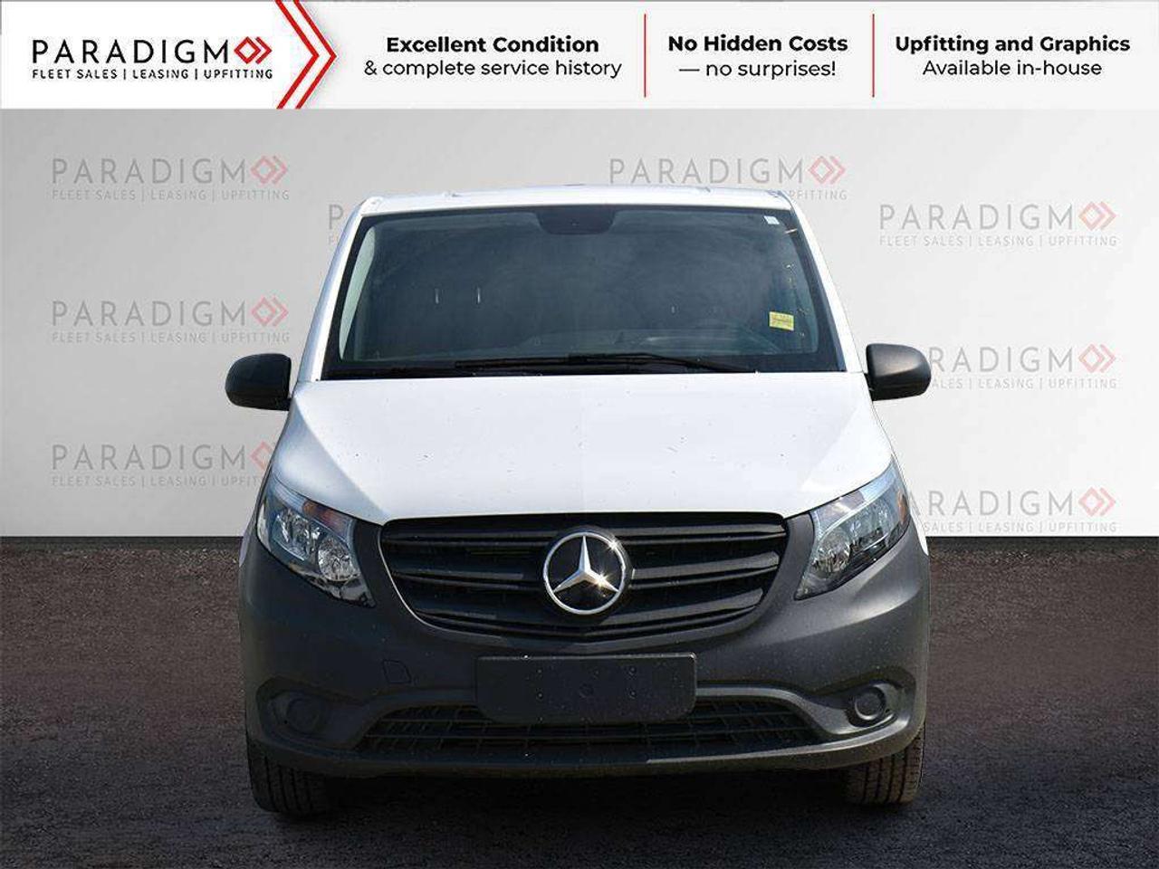 2023 Mercedes-Benz Metris Cargo Van 126" Low Roof Photo3