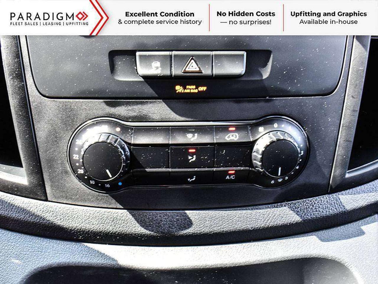2023 Mercedes-Benz Metris Cargo Van 126" Low Roof Photo