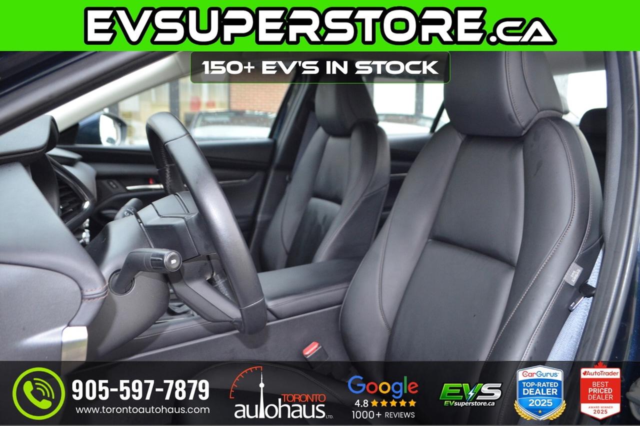 2025 Mazda MAZDA3 LUXURY PKG I AWD I 1 OWNER Photo