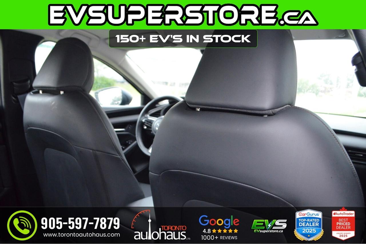 2025 Mazda MAZDA3 LUXURY PKG I AWD I 1 OWNER Photo