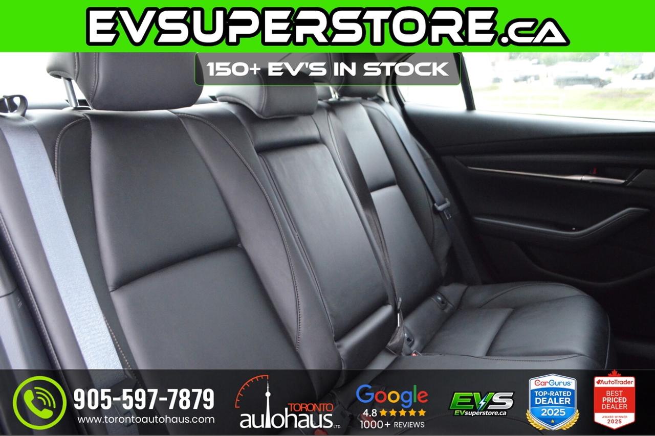 2025 Mazda MAZDA3 LUXURY PKG I AWD I 1 OWNER Photo