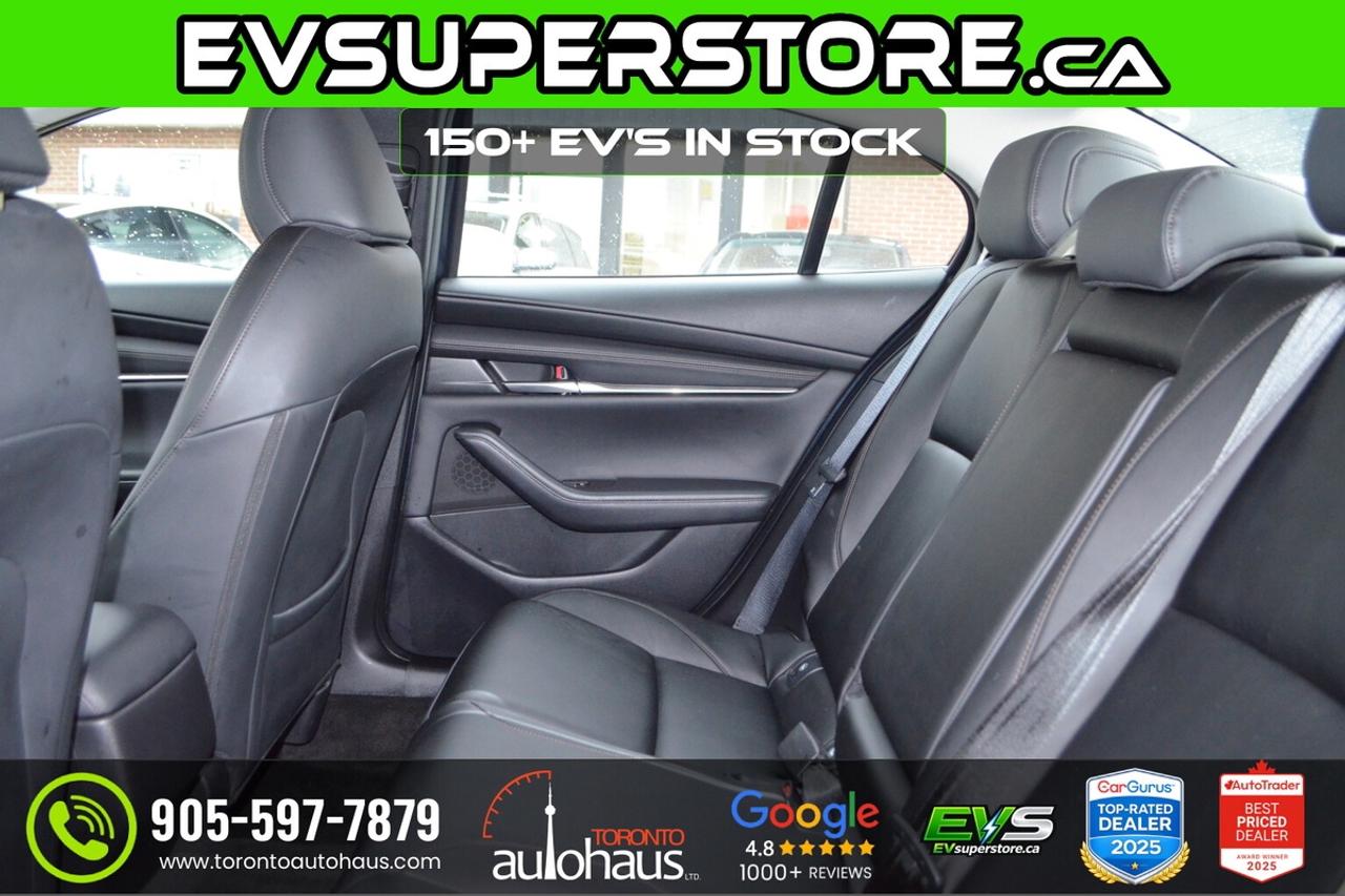 2025 Mazda MAZDA3 LUXURY PKG I AWD I 1 OWNER Photo