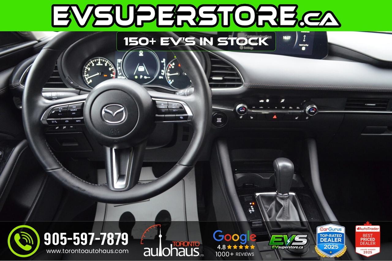 2025 Mazda MAZDA3 LUXURY PKG I AWD I 1 OWNER Photo