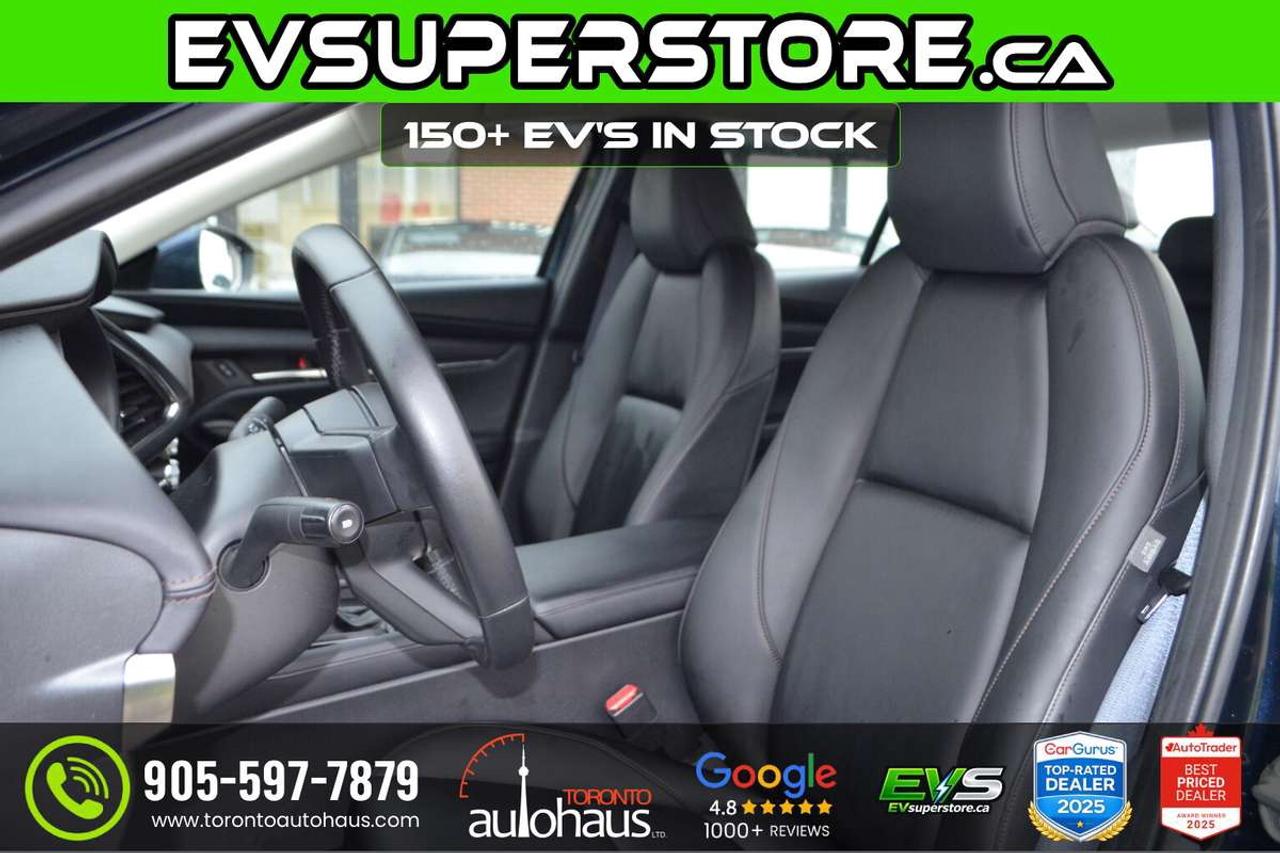 2025 Mazda 3 LUXURY PKG I AWD I 1 OWNER Photo