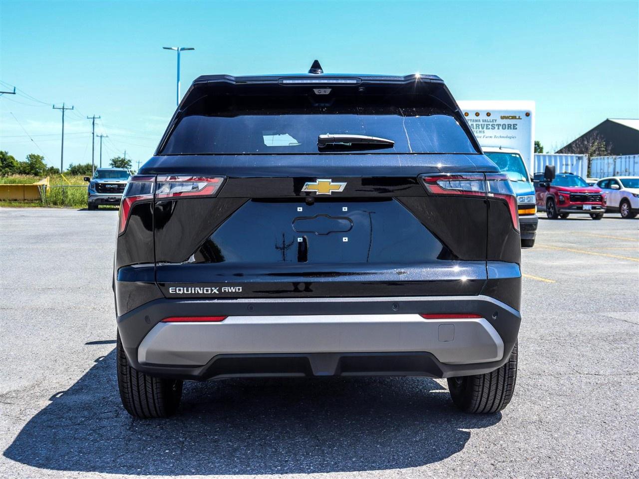 2027 Chevrolet Equinox AWD LT Photo