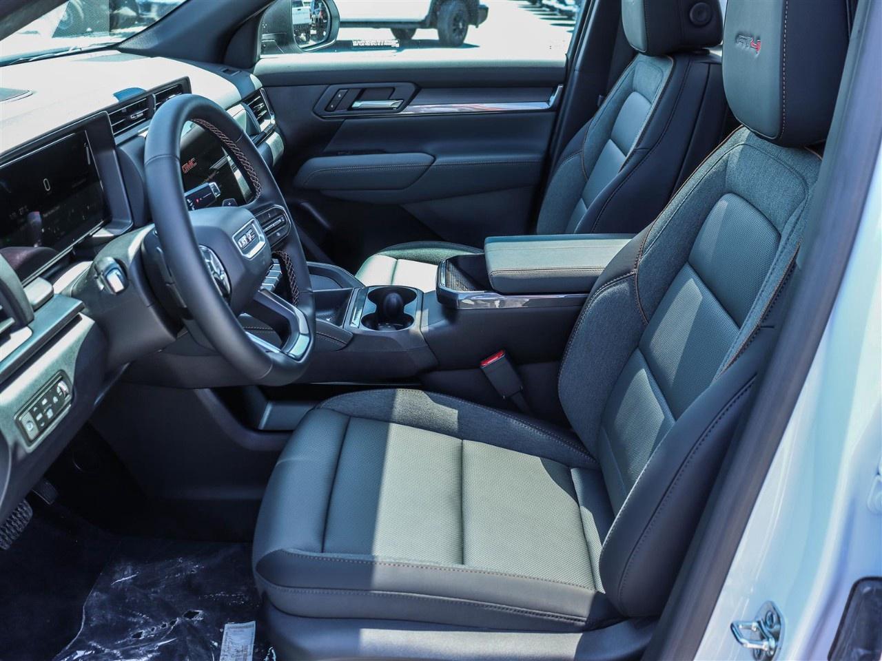 2027 GMC Terrain AWD AT4 Photo