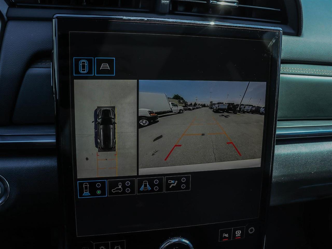 2027 GMC Terrain AWD AT4 Photo