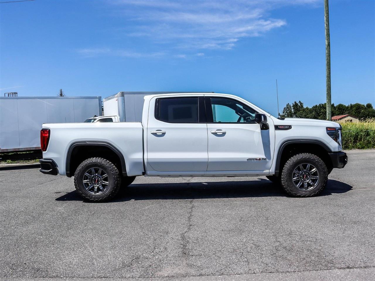 2026 GMC Sierra 1500 Crew Cab Short Box 4-Wheel Drive AT4X Photo