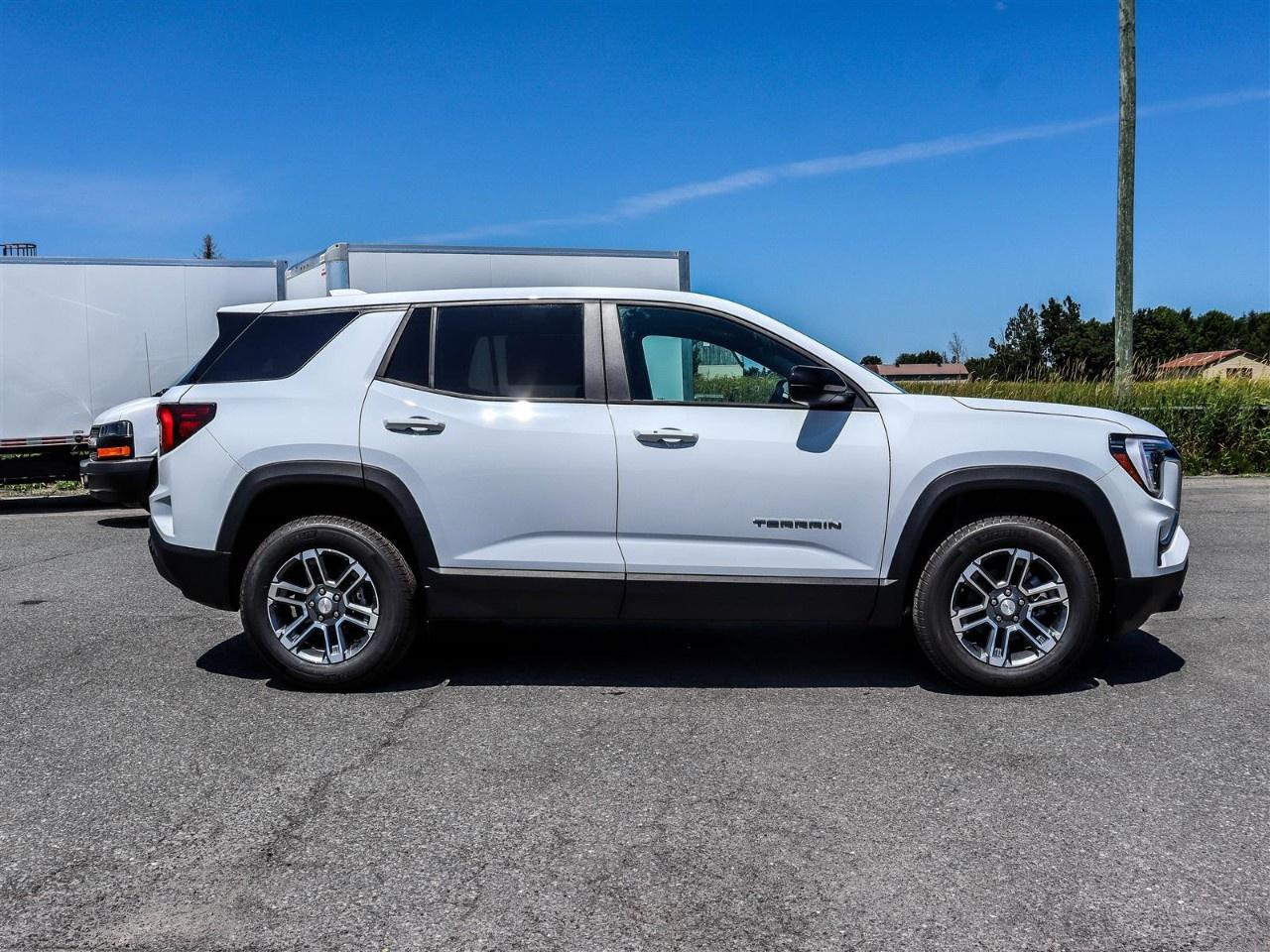 2027 GMC Terrain AWD Elevation Photo4