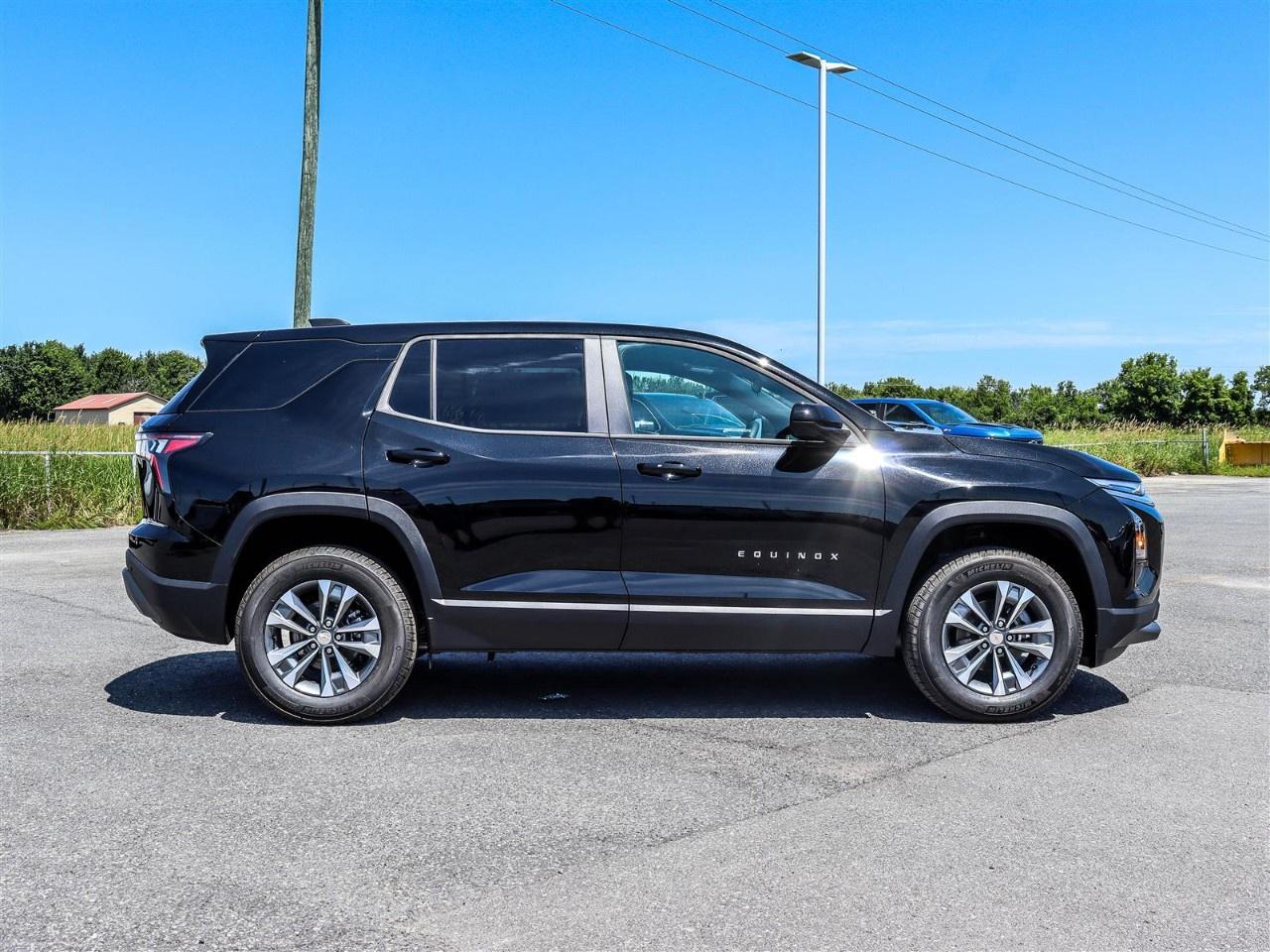 2027 Chevrolet Equinox AWD LT Photo