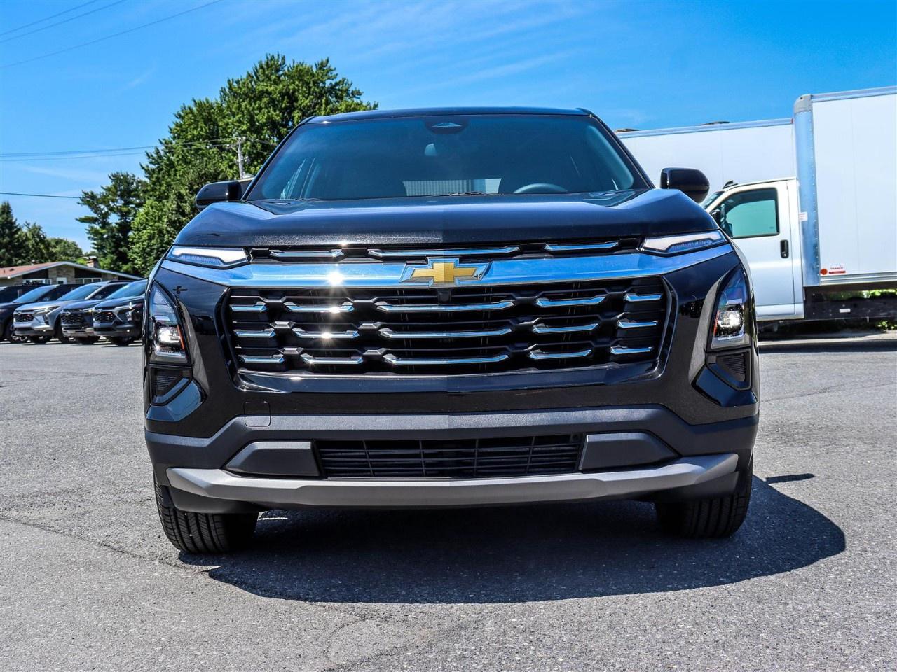 2027 Chevrolet Equinox AWD LT Photo5