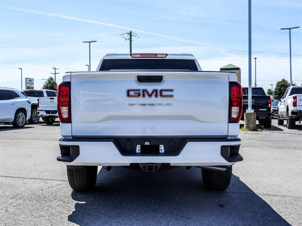 2026 GMC Sierra 1500 Crew Cab Short Box 4-Wheel Drive Pro Photo