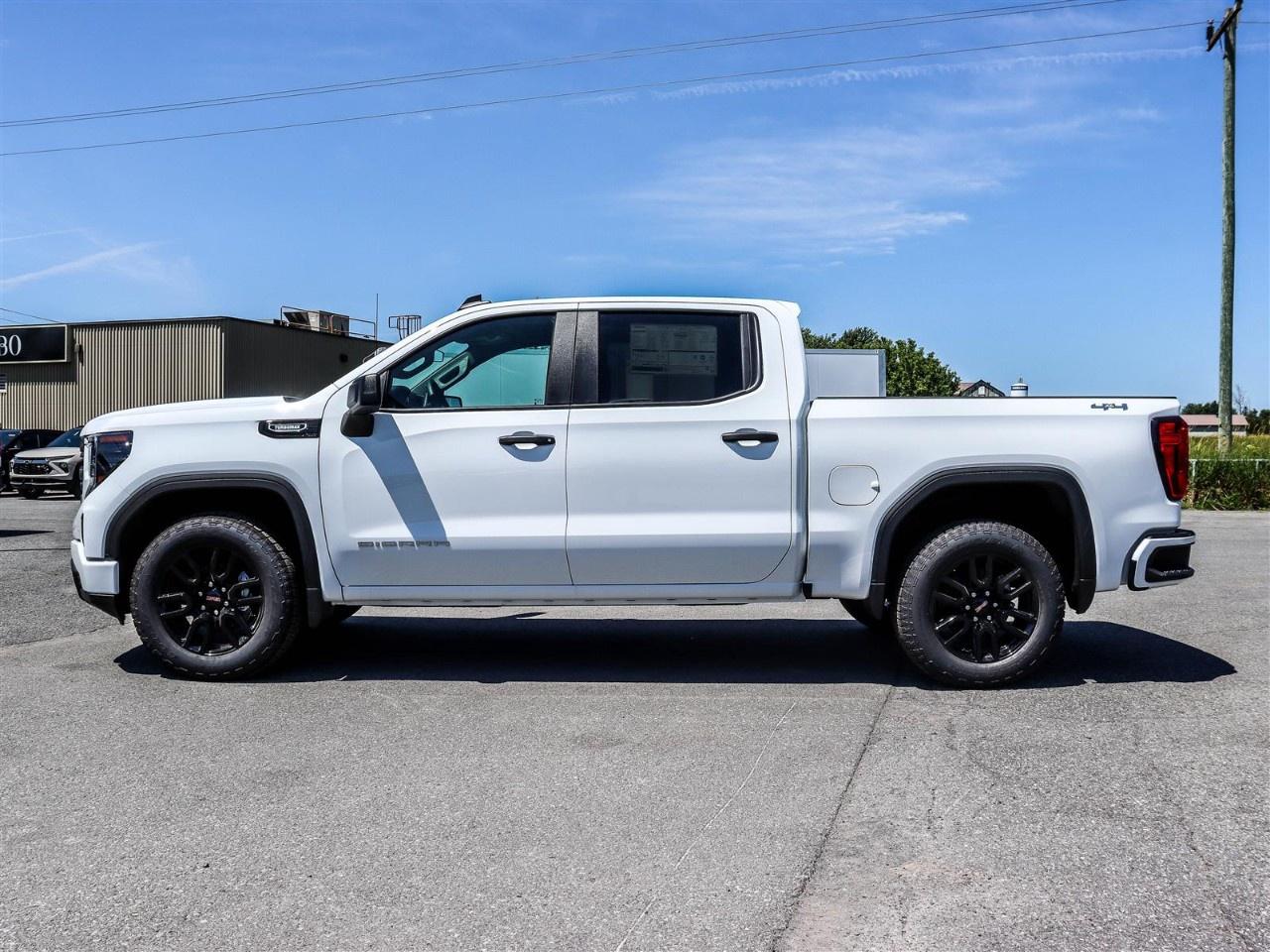 2026 GMC Sierra 1500 Crew Cab Short Box 4-Wheel Drive Pro Photo