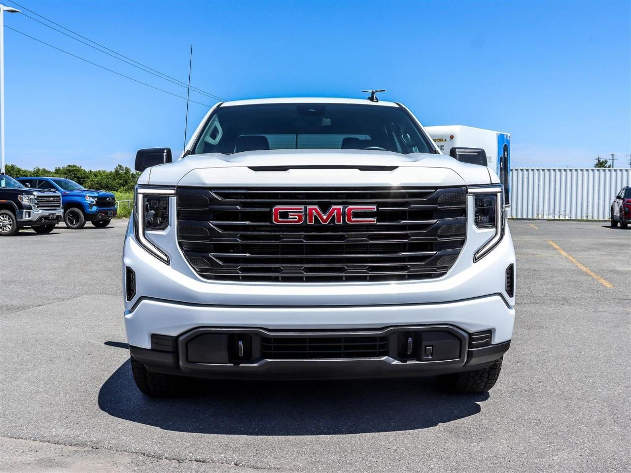 2026 GMC Sierra 1500 Crew Cab Short Box 4-Wheel Drive Pro Photo1