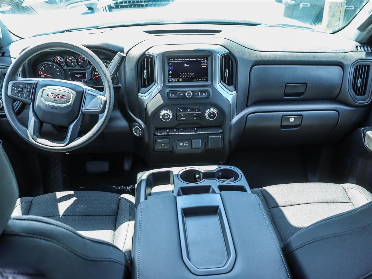 2026 GMC Sierra 1500 Crew Cab Short Box 4-Wheel Drive Pro Photo
