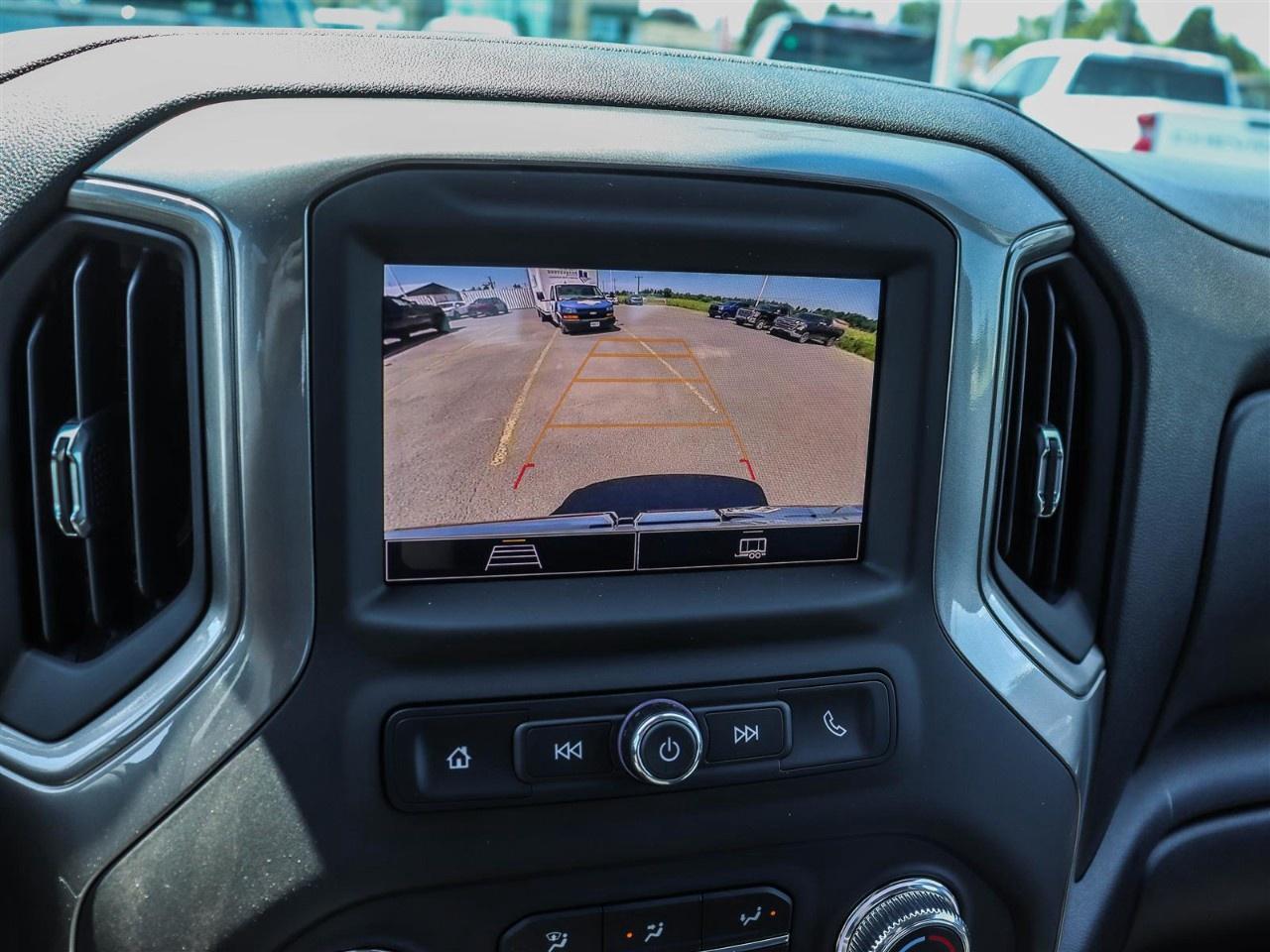 2026 GMC Sierra 1500 Crew Cab Short Box 4-Wheel Drive Pro Photo