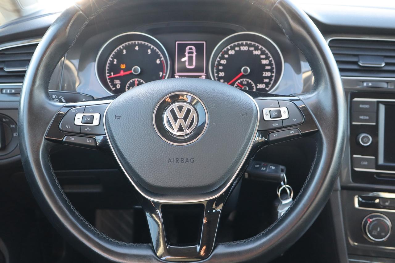 2019 Volkswagen Golf SportWagen 4Motion Comfortline 6 Speed Accident Free Clean Ca Photo