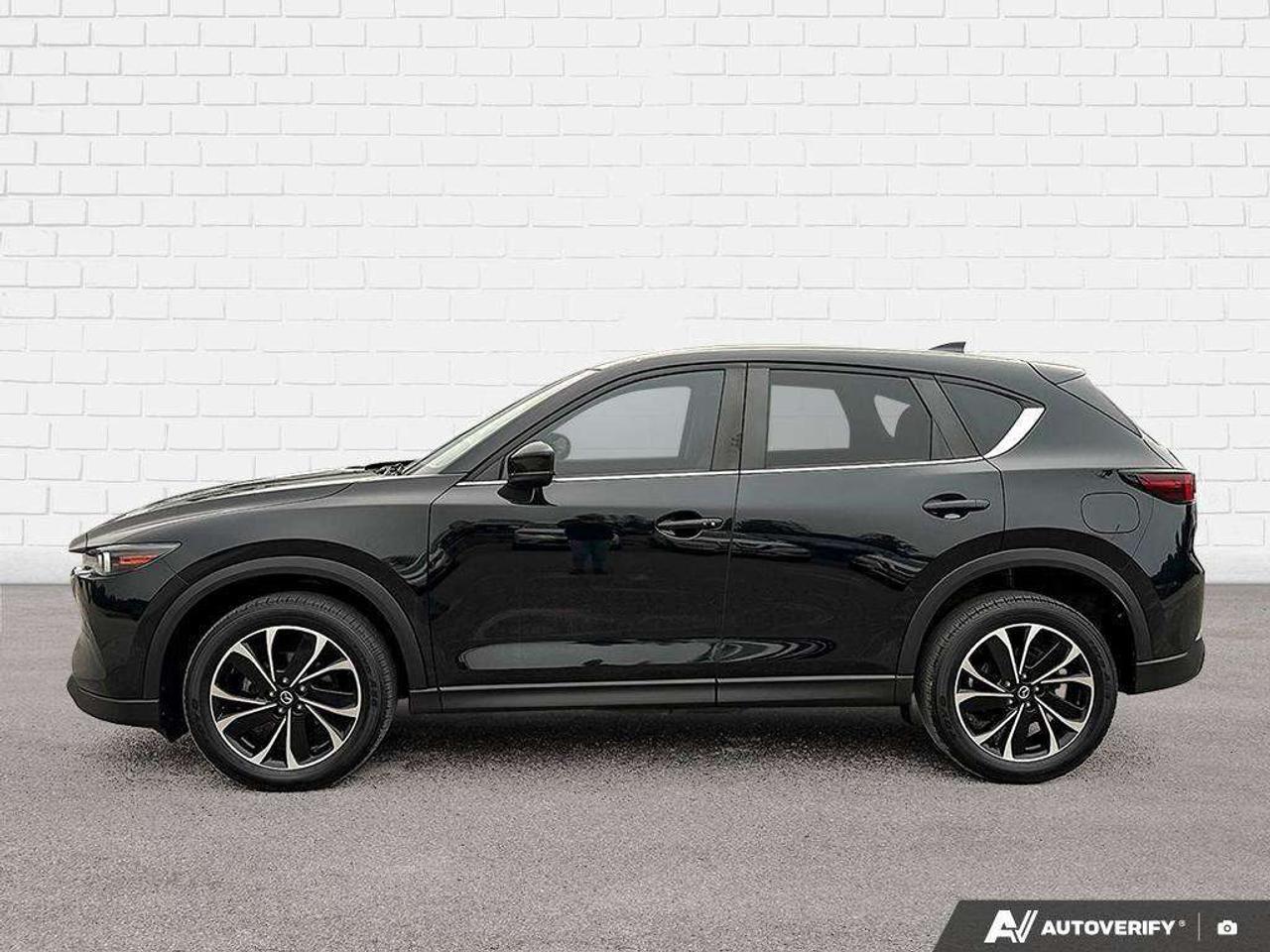 2023 Mazda CX-5 LEASE RETURN. POWER MOONROOF. CERTIFIED. Photo5