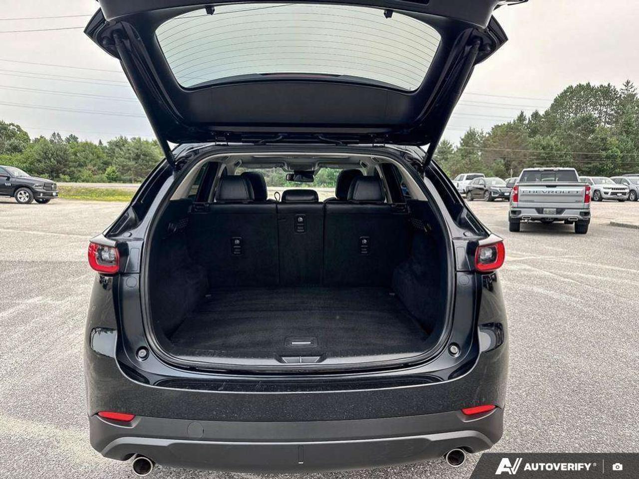 2023 Mazda CX-5 LEASE RETURN. POWER MOONROOF. CERTIFIED. Photo