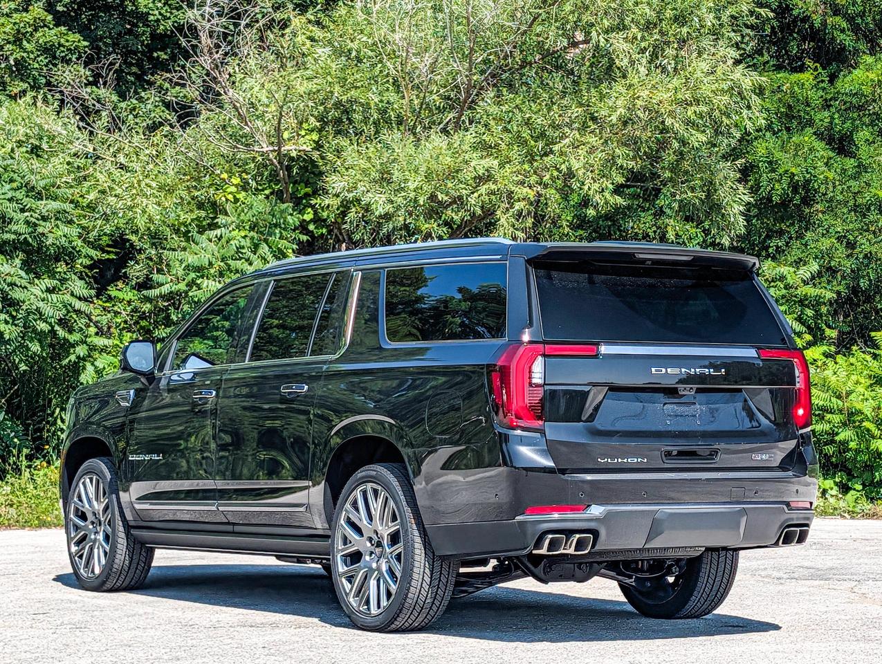 2026 GMC Yukon XL Denali Ultimate Photo
