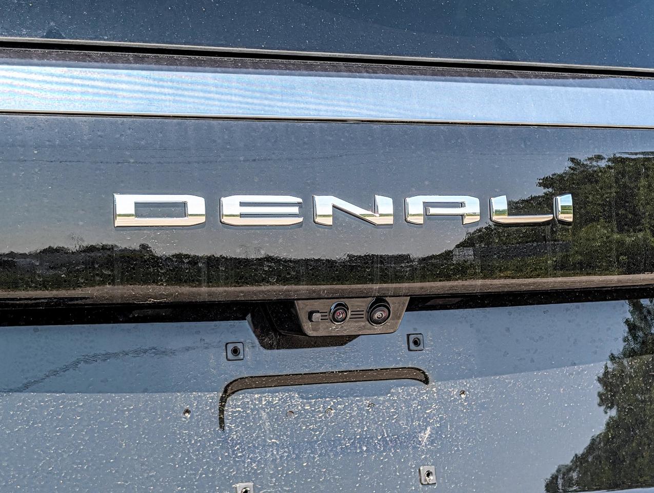2026 GMC Yukon XL Denali Ultimate Photo