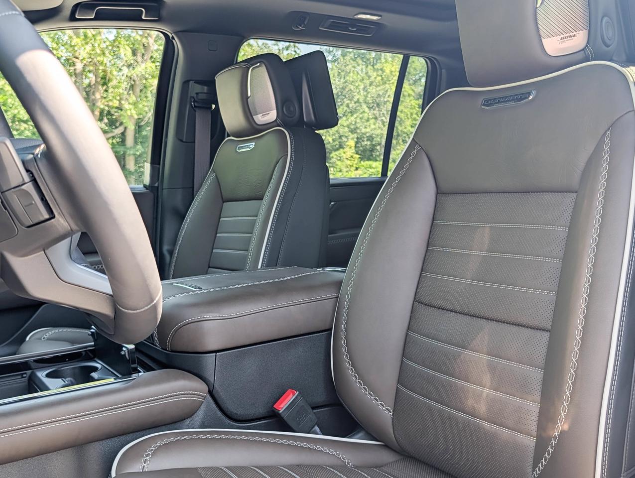 2026 GMC Yukon XL Denali Ultimate Photo