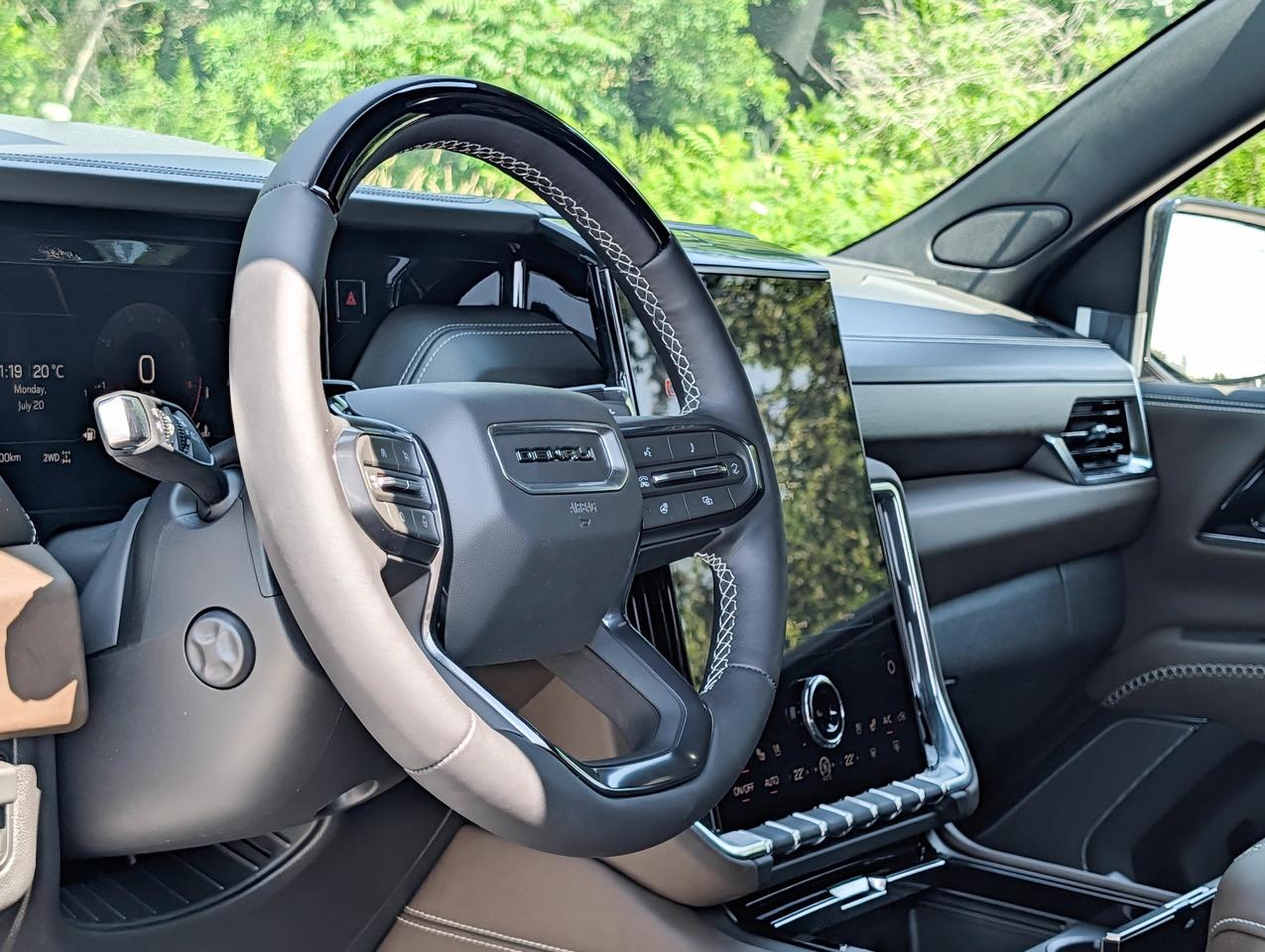 2026 GMC Yukon XL Denali Ultimate Photo