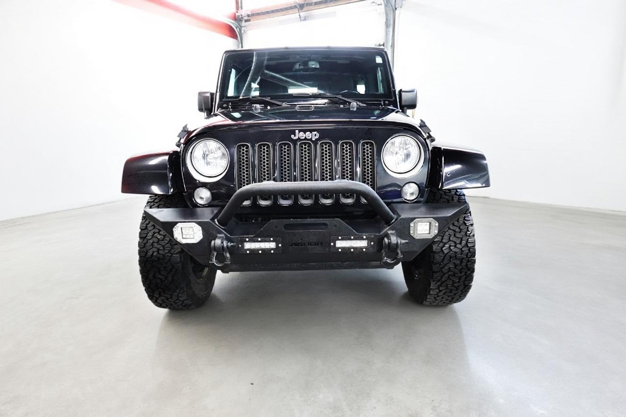 2017 Jeep Wrangler 4WD SAHARA UNLIMITED,ONE OWNER,ALL SERVICE RECORDS Photo