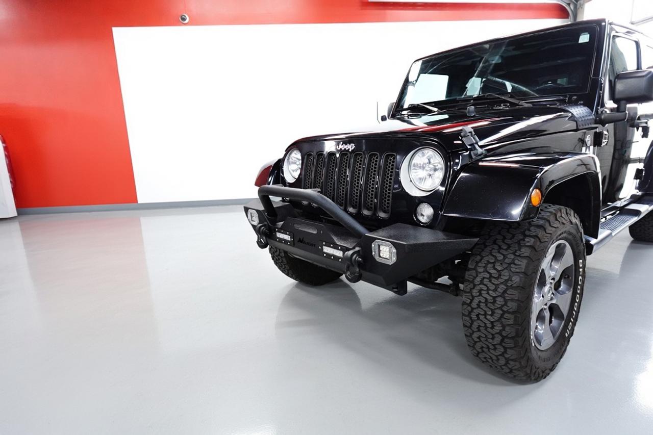 2017 Jeep Wrangler 4WD SAHARA UNLIMITED,ONE OWNER,ALL SERVICE RECORDS Photo