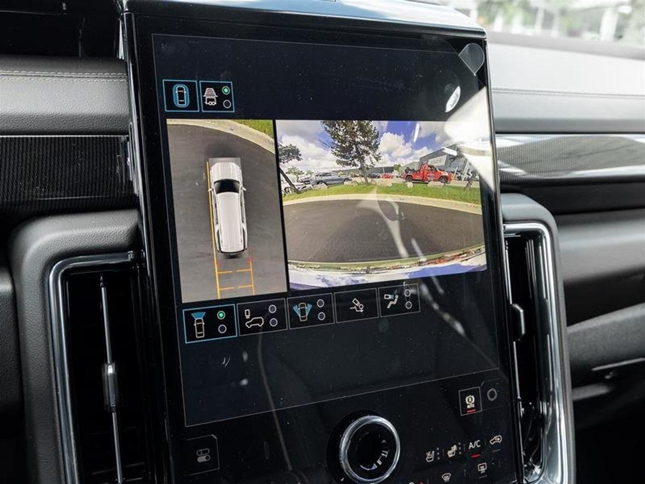 2026 GMC Yukon XL Elevation Photo