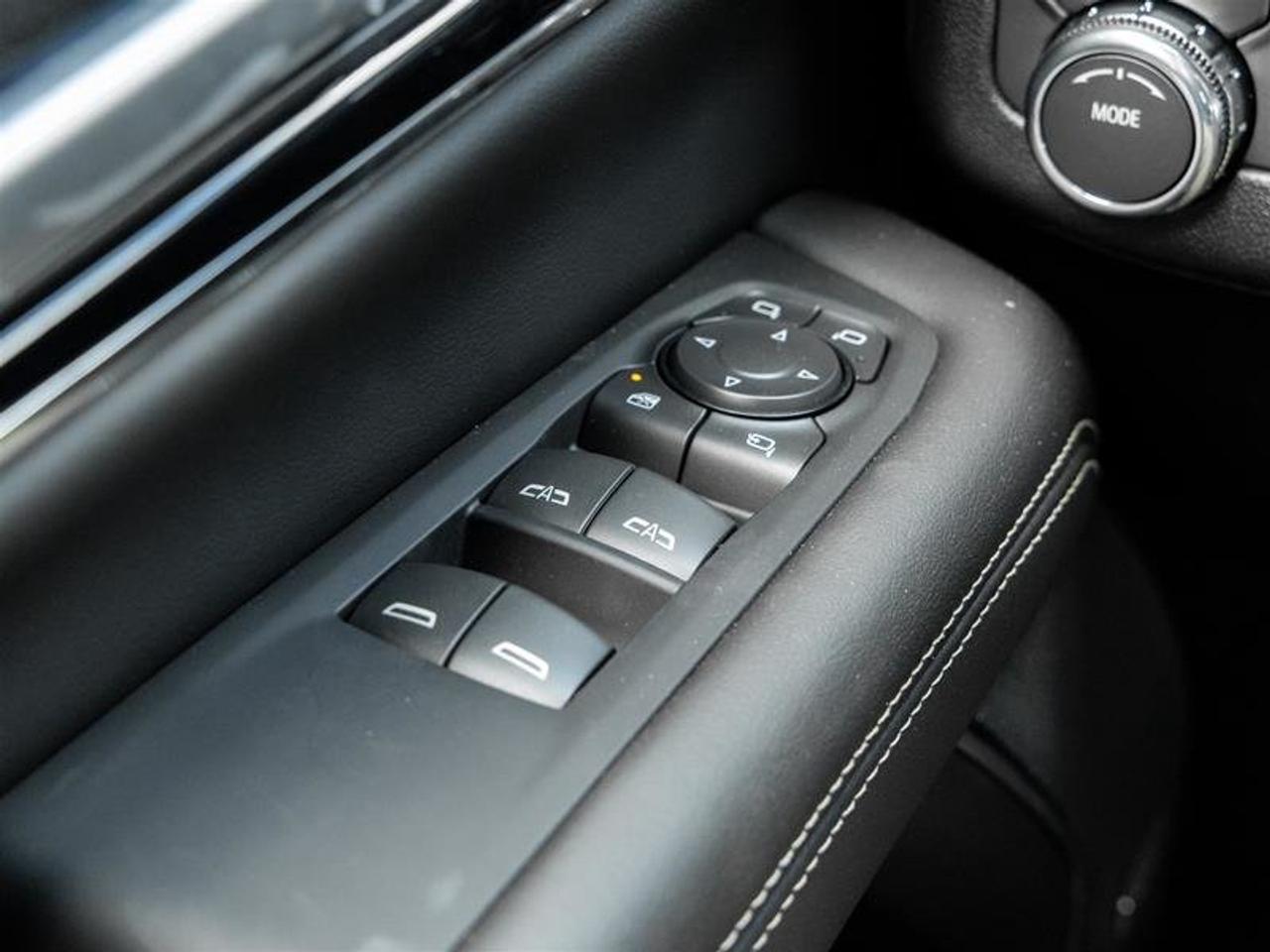 2026 GMC Yukon XL Elevation Photo