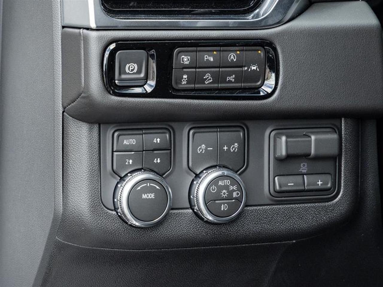 2026 GMC Yukon XL Elevation Photo