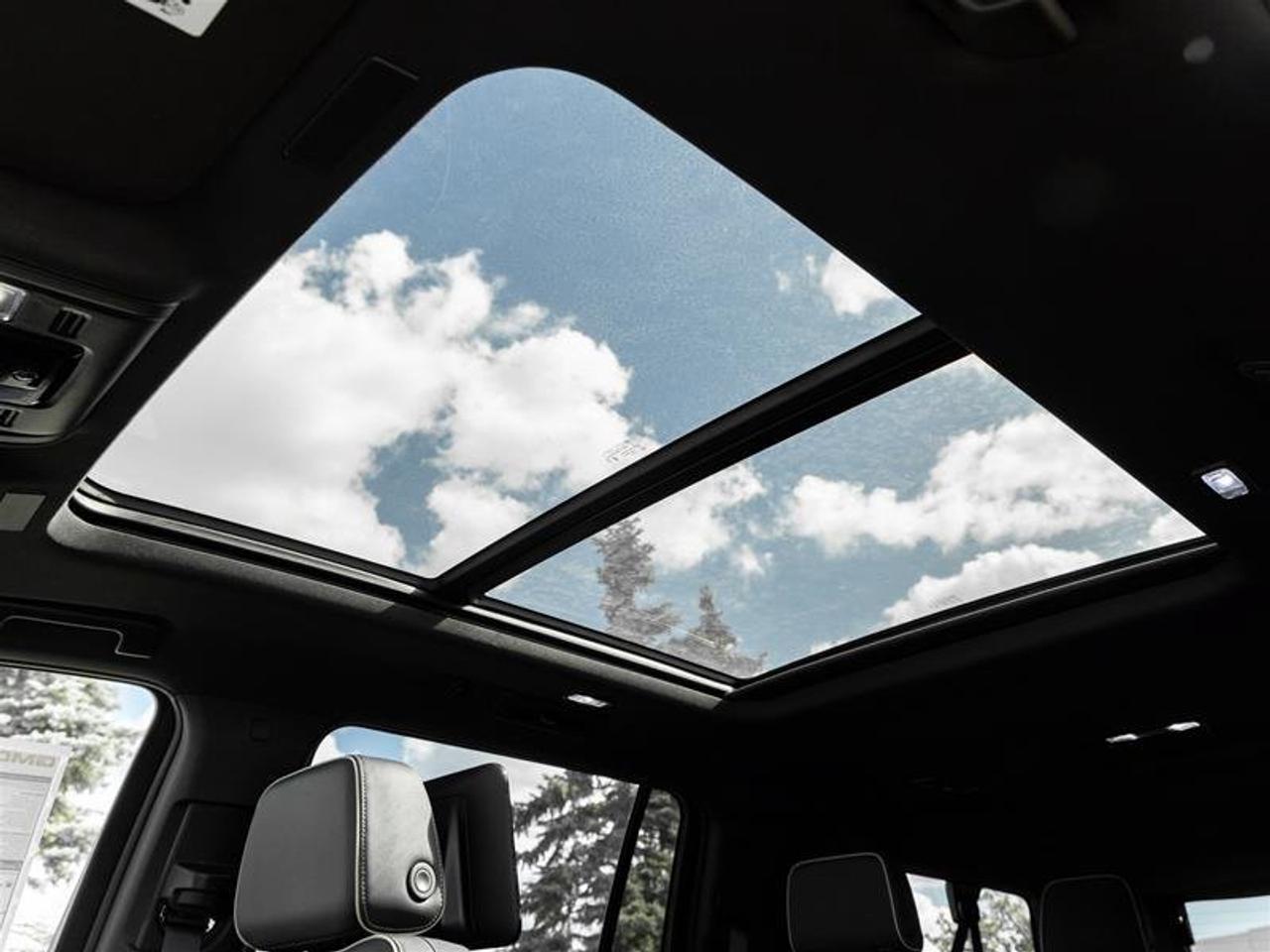 2026 GMC Yukon XL Elevation Photo